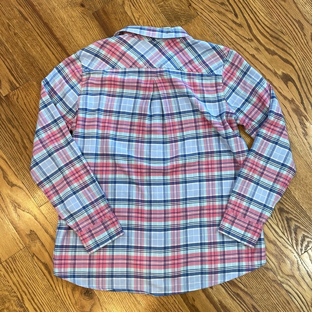 Women’s Vineyard Vines Button Down/Button Up Shirt. Size 8. - Picture 9 of 11